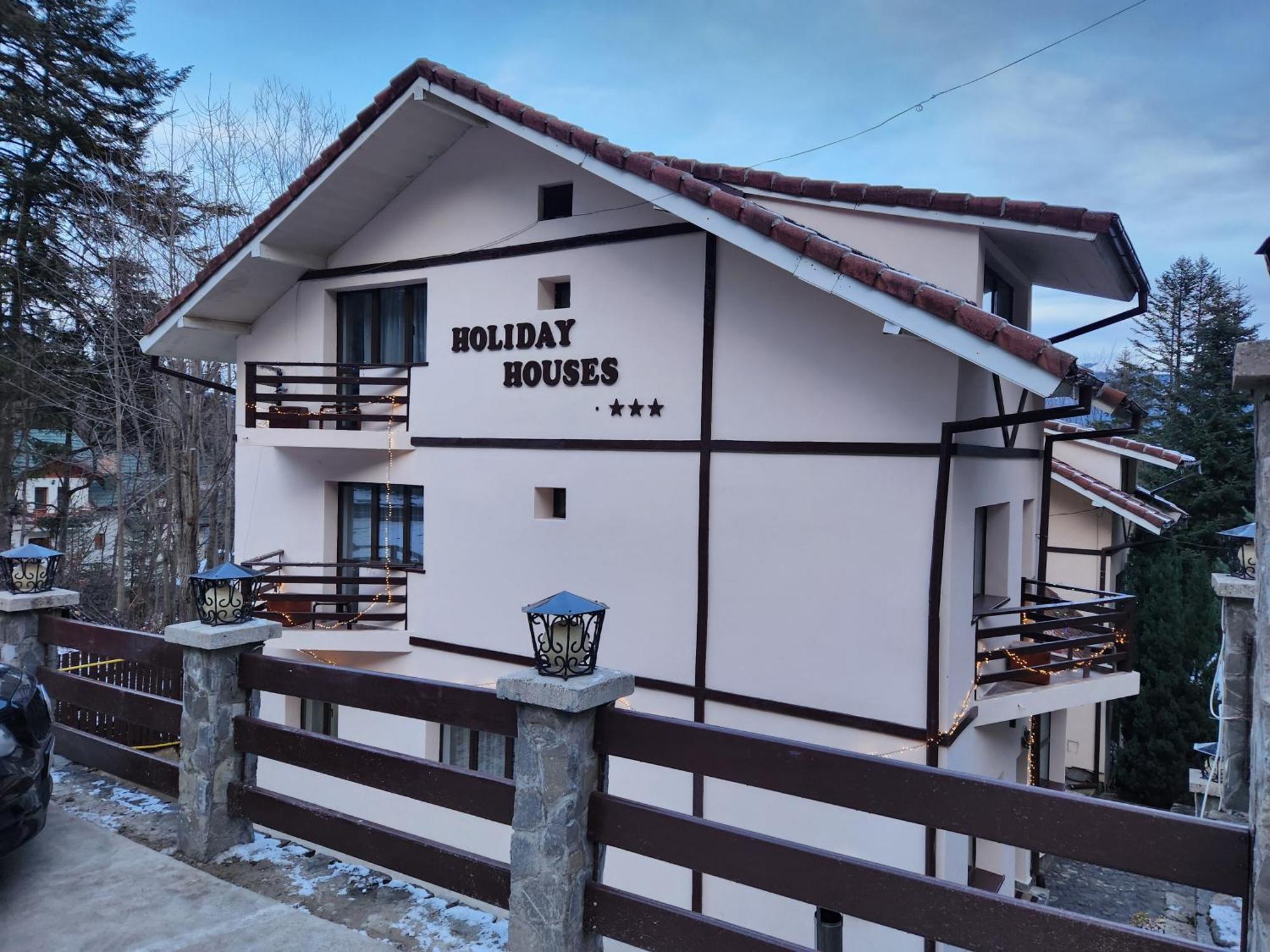 Holiday Houses